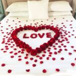 Romantic room decor, bedroom room décor, valentines room decor, valentine's day decoration
