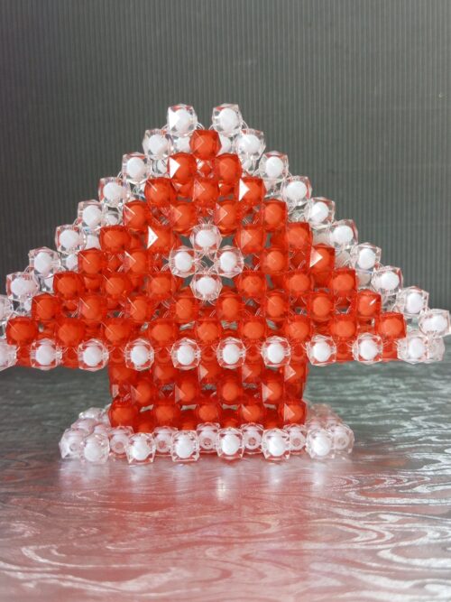 Beaded Tissue Holder