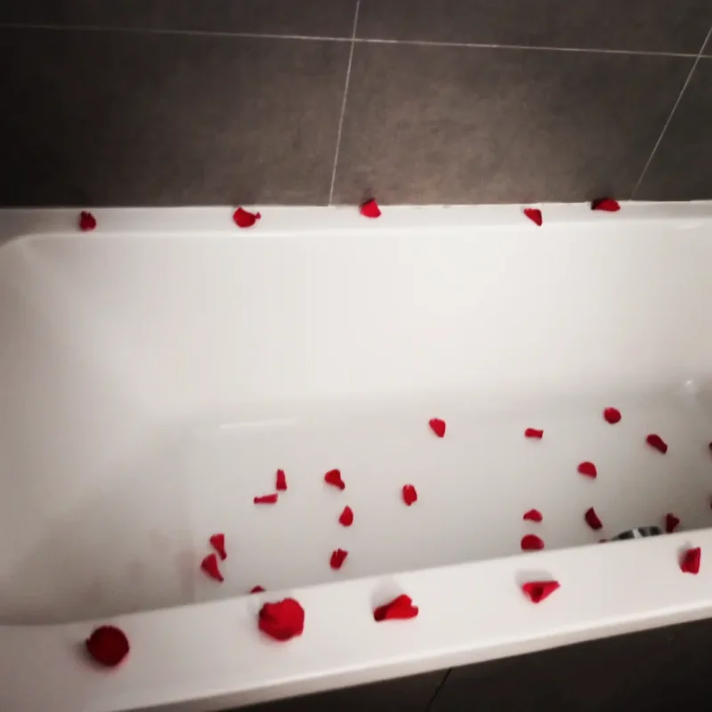 Valentine's Room Decorations