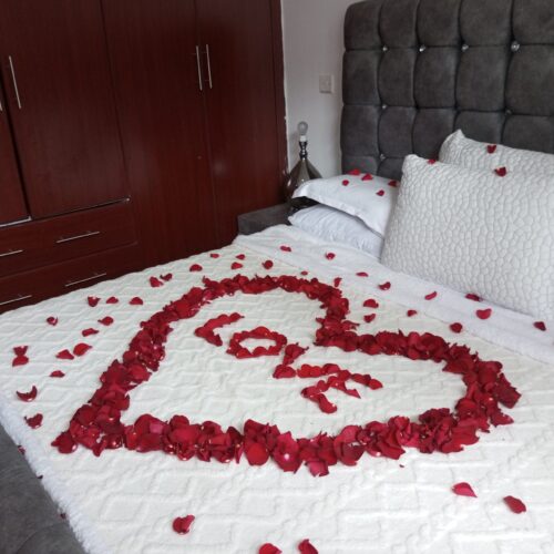 Rose Petal Decoration Services